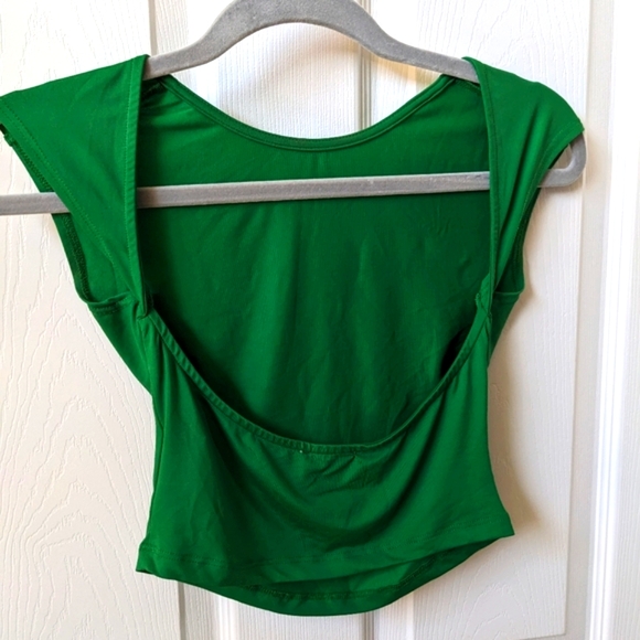 Princess Polly T-shirt - Picture 2 of 3